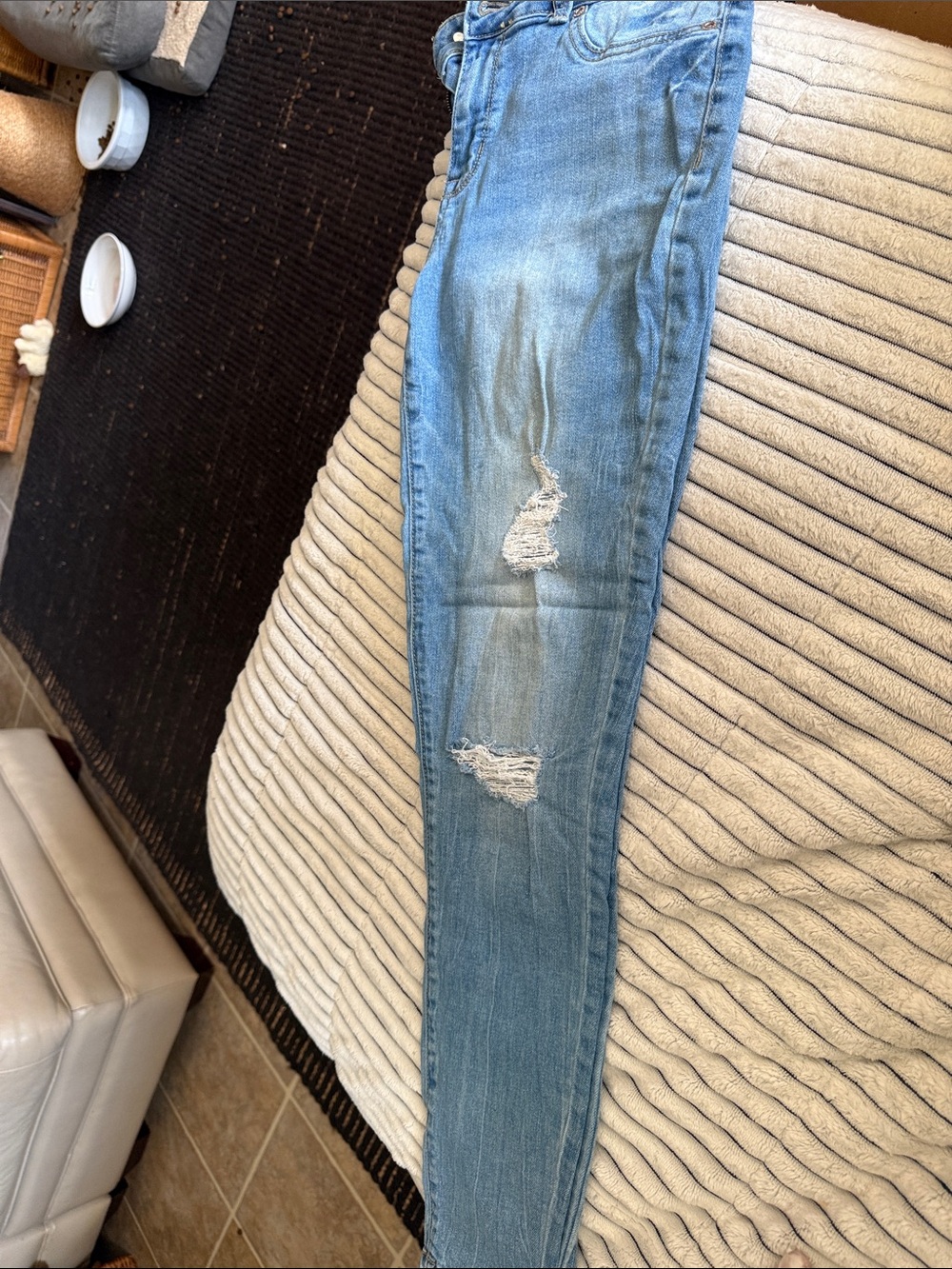 Maurices Light Blue Distressed Skinny Jeans 0152